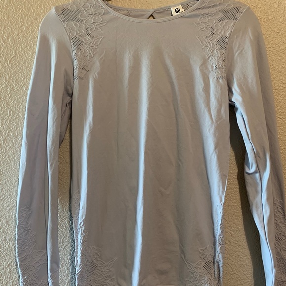 Fabletics top - Picture 1 of 1